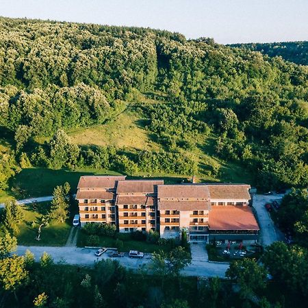Tourist center Momina Krepost Hotel Veliko Tărnovo Exterior foto